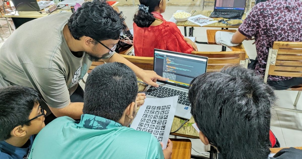 IRO Bangladesh Open 2025: Interactive AI Robotics Workshop with Huskylens Held in Dhanmondi