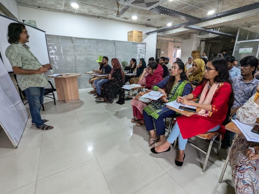 বিডিওএসএন এর কর্মীসদস্য, ভলান্টিয়ার ও মেন্টরদের অংশগ্রহণে সংবাদ বিজ্ঞপ্তি লেখার কর্মশালা