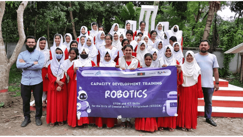 Robotics and Mathematics sessions were conducted at Naihati Secondary Girls' School, Rupsa, Khulna Robotics and Mathematics sessions were conducted at Naihati Secondary Girls' School, Rupsa, Khulna