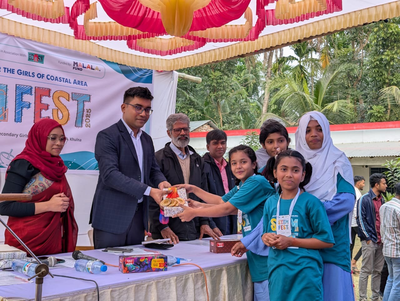 STEM Fest 2025 Concludes with Success at Rupsha, Khulna – A Celebration of Innovation, Learning, and Inspiration