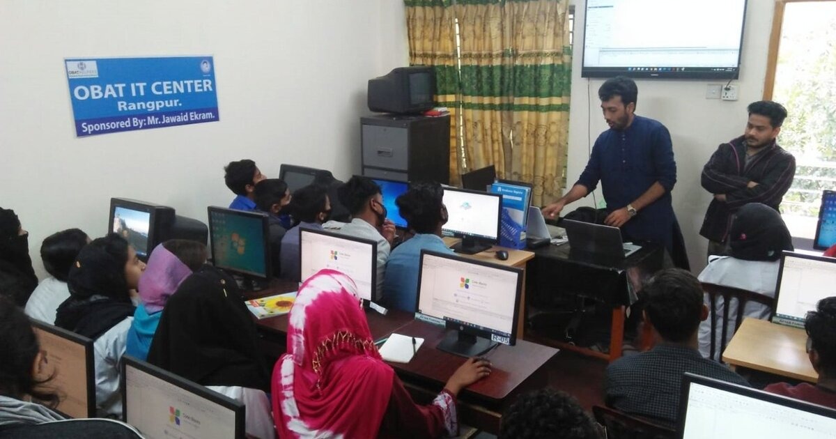 OBAT IT Center, Rangpur-এ "বিডি গার্লস কোডিং হ্যালো ওয়ার্ল্ড প্রোগ্রামিং ওয়ার্কশপ"