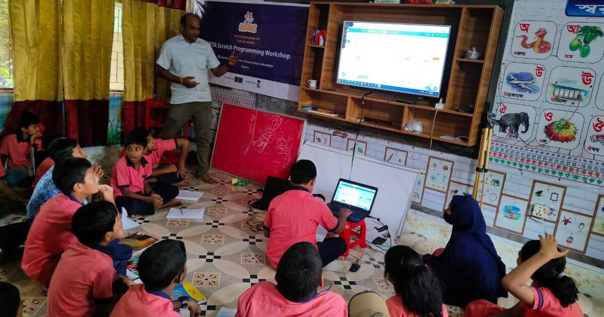 সান্তাহার হার্ভে সরকারি প্রাথমিক বিদ্যালয়ে আয়োজিত হল স্ক্র্যাচ প্রোগ্রামিং কর্মশালা