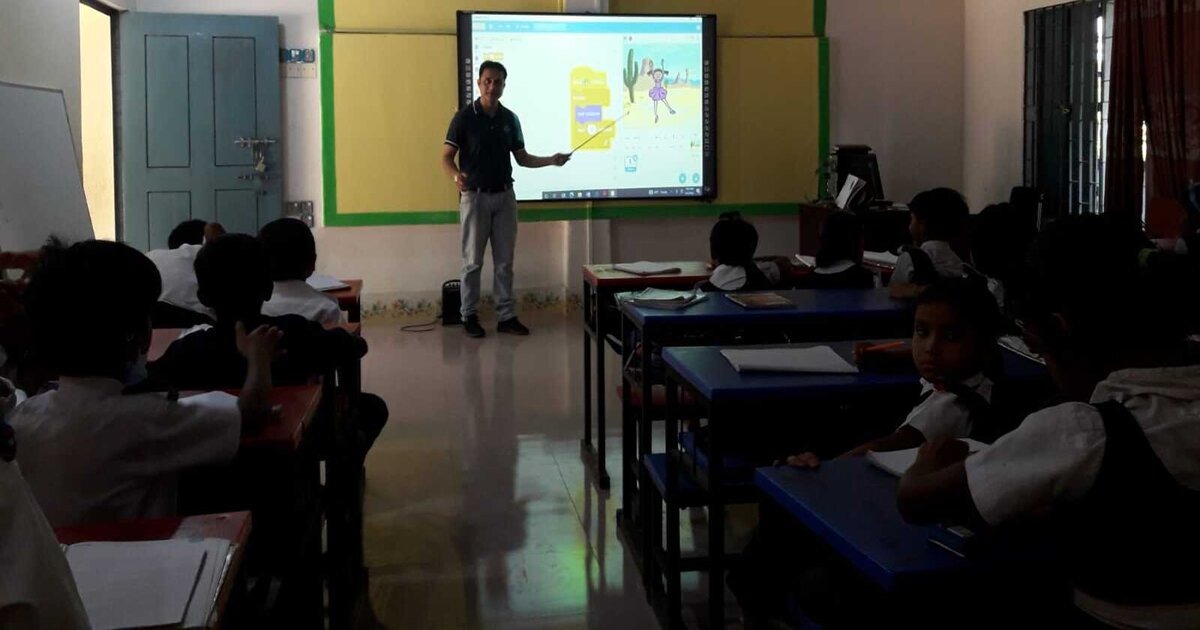 তেতুলিয়া মডেল সরকারি প্রাথমিক বিদ্যালয়ে আয়োজিত হল স্ক্র্যাচ প্রোগ্রামিং কর্মশালা